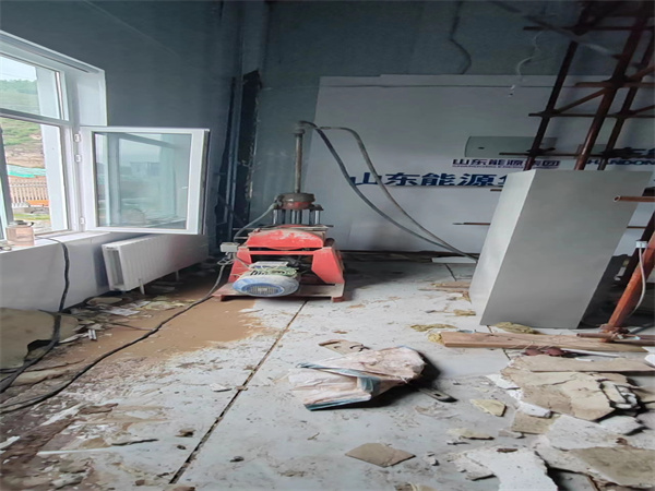 民和地基基础下沉墙体裂缝加固注浆顶升施工